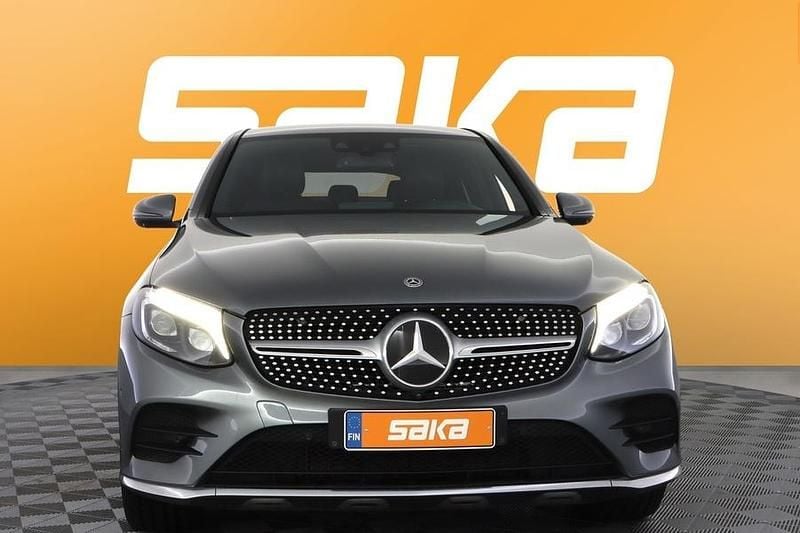 Käytetty Mercedes GLC350 Business 258 HP (189 kW) 2019 Coupe - kaksiovinen