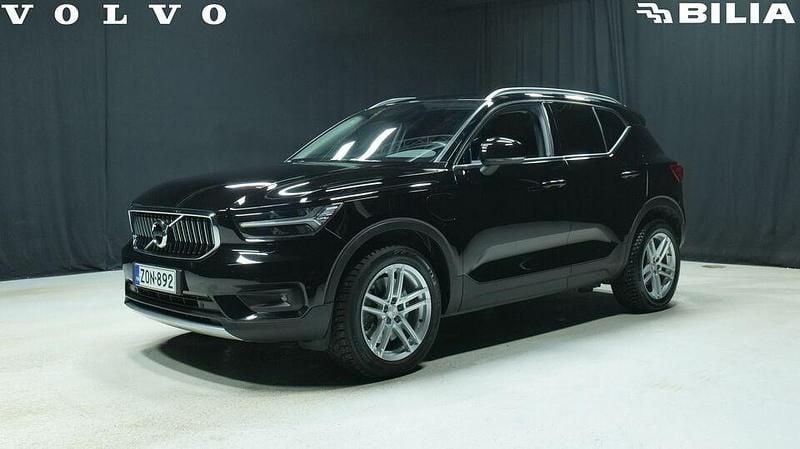 Käytetty 2021 Volvo XC40 Inscription Katumaasturi | 26 800 € (Hyvä tarjous) - Kuva 1/3