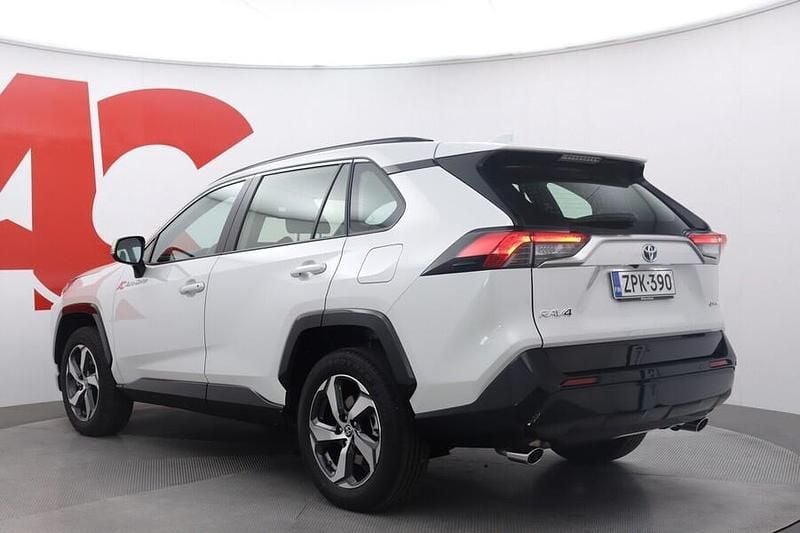 Käytetty Toyota RAV4 Hybrid Active 306 HP (225 kW) 2025 Katumaasturi