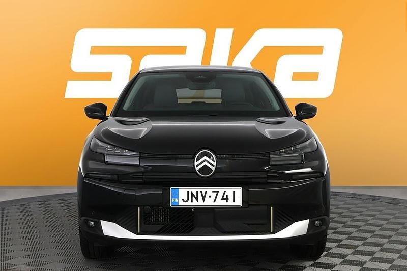 Käytetty Citroën C4 Comfort 146 HP (107 kW) 2025 Viistoperä