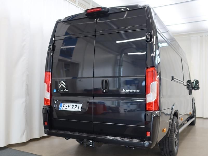 Käytetty Citroën Jumper 224 HP (164 kW) 2023 Harmaa Tila-auto