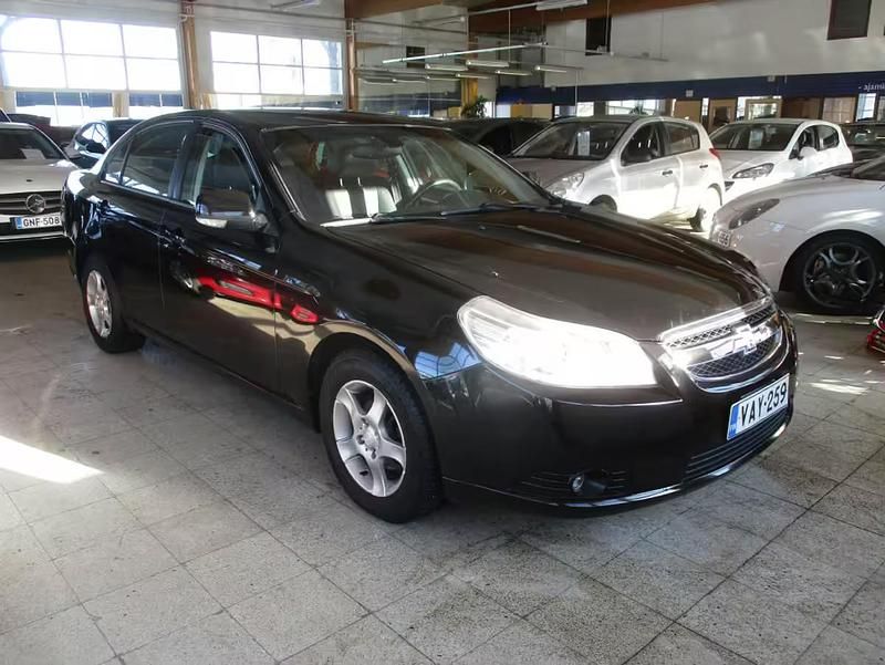 Käytetty Chevrolet Epica 143 HP (105 kW) 2007 Musta Sedan