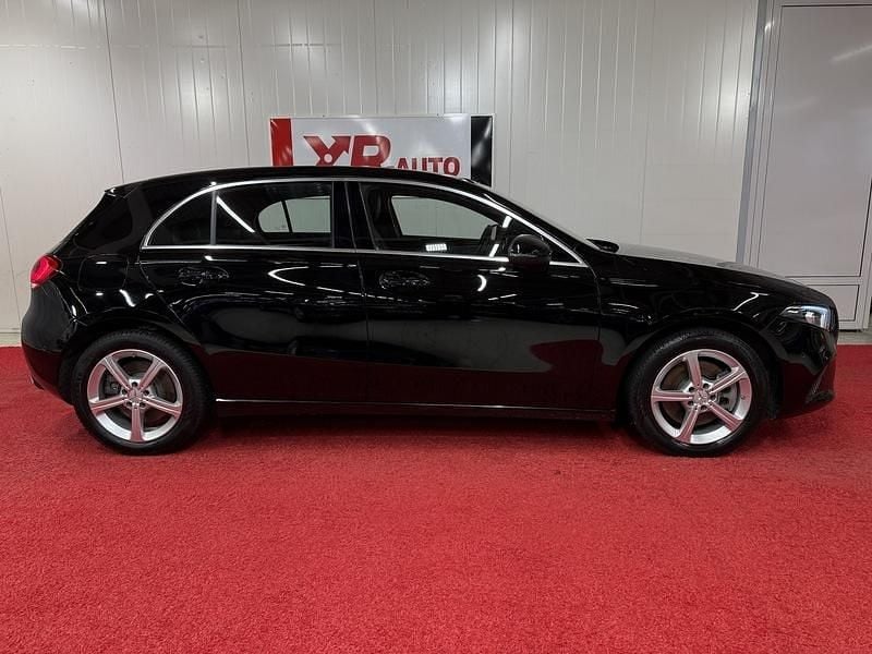 Käytetty Mercedes A250 Business 160 HP (117 kW) 2023 Viistoperä