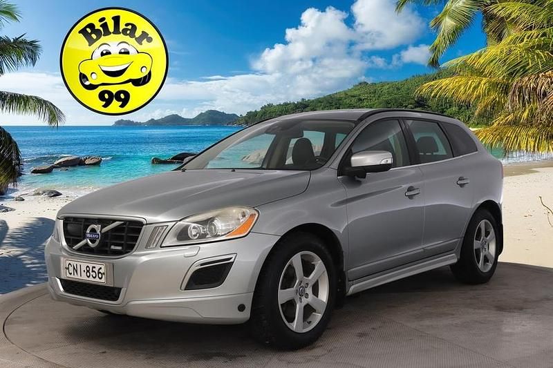 Käytetty 2012 Volvo XC60 R-Design Katumaasturi | 16 350 € (Kallis) - Kuva 1/2