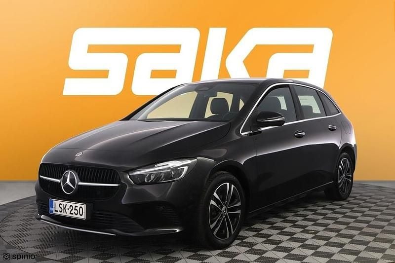 Käytetty Mercedes B250e Premium 218 HP (160 kW) 2023 Tila-auto