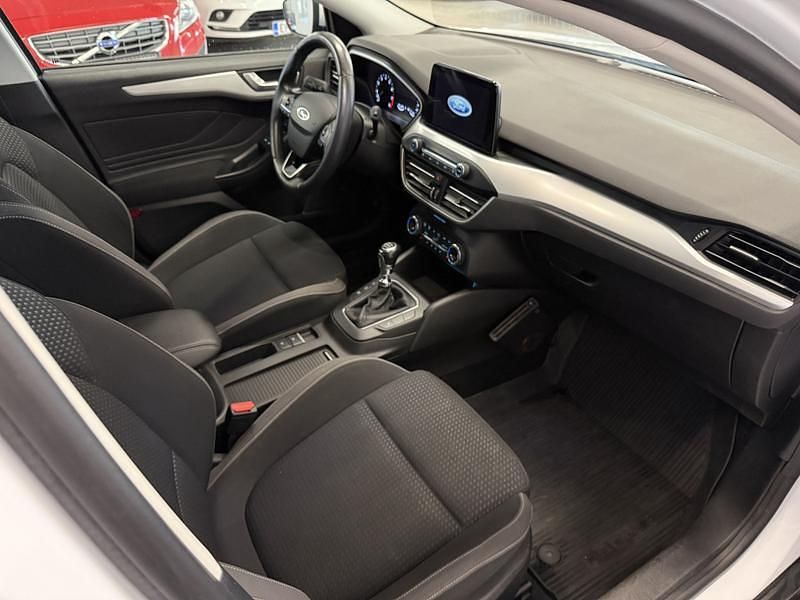 Käytetty Ford Focus Trend 125 HP (91 kW) 2019 Viistoperä