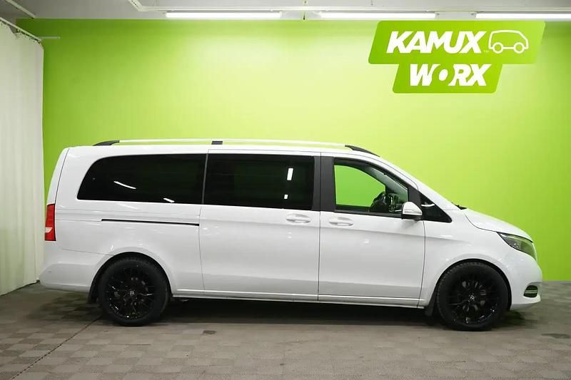 Käytetty Mercedes V220 163 HP (119 kW) 2015 Valkoinen Tila-auto