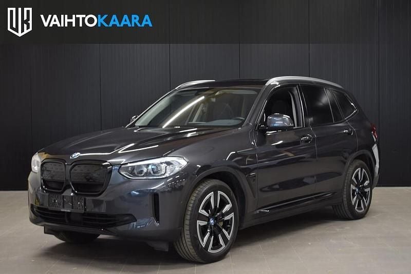Käytetty 2021 BMW iX3 Katumaasturi | 30 300 € (Hyvä tarjous) - Kuva 1/2
