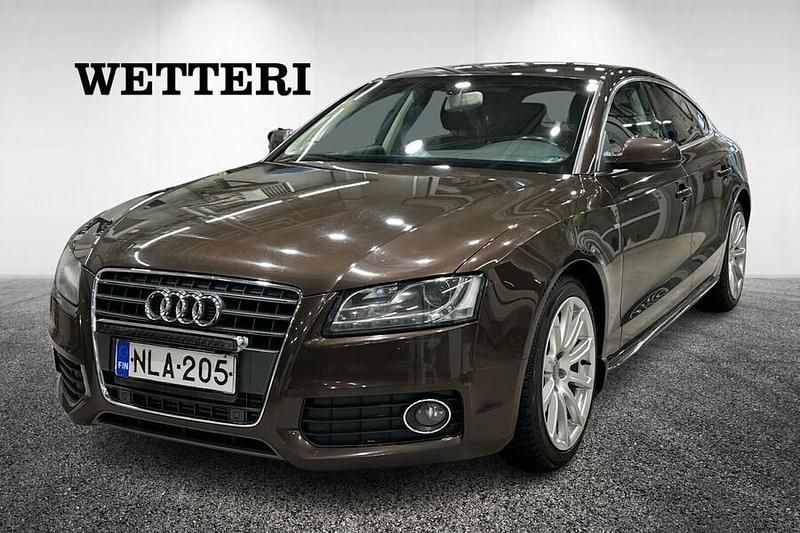 Ruskea Käytetty 2011 Audi A5 Sportback Business Viistoperä | 11 950 € - Kuva 1/4