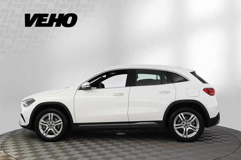Käytetty Mercedes GLA250 Advanced Plus 160 HP (117 kW) 2024 Valkoinen Katumaasturi
