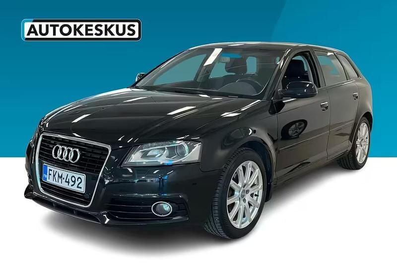 Valkoinen Käytetty 2012 Audi A3 Business Sedan | 5 490 € (Supertarjous) - Kuva 1/4
