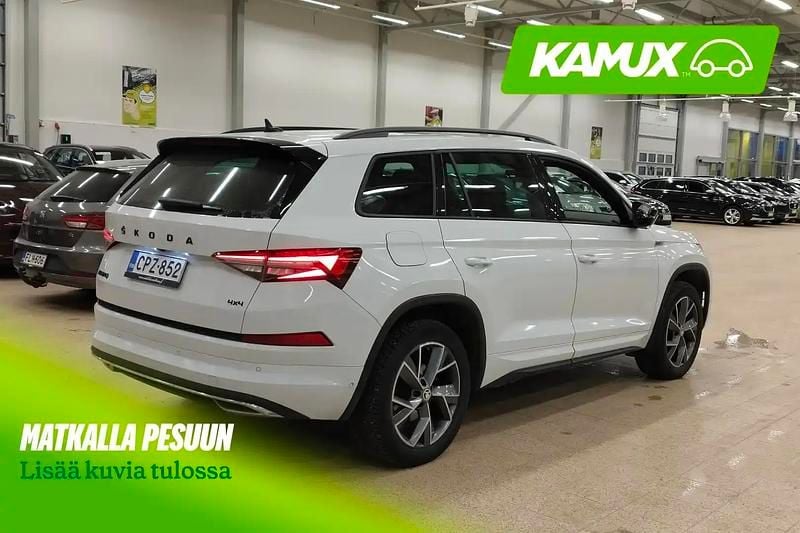 Käytetty Skoda Kodiaq SportLine 200 HP (147 kW) 2022 Valkoinen Katumaasturi