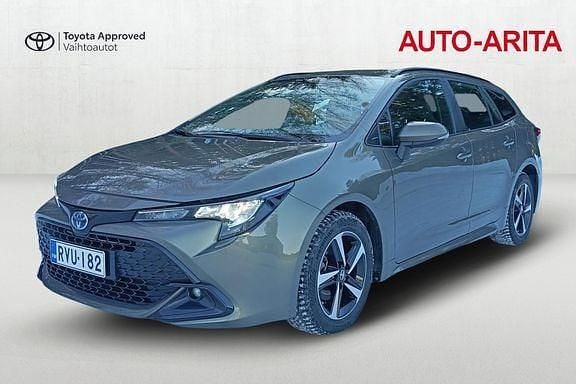 Käytetty Toyota Corolla Active 138 HP (101 kW) 2024 Ruskea (beige) Farmari