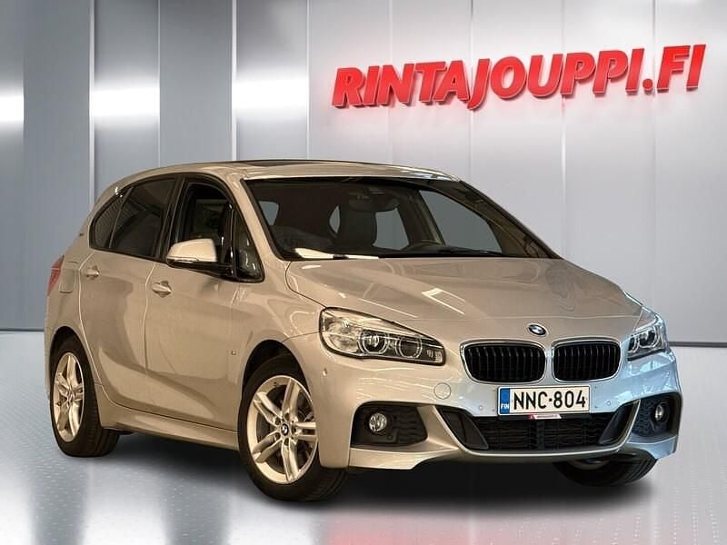 Käytetty BMW 225 Active Tourer M Sport 224 HP (164 kW) 2017 Tila-auto