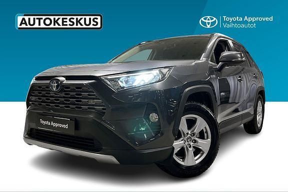 Käytetty Toyota RAV4 Active 176 HP (129 kW) 2020 Harmaa Katumaasturi