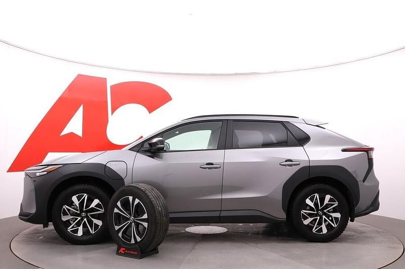 Käytetty Toyota bZ4X Edition 2025 Harmaa Katumaasturi