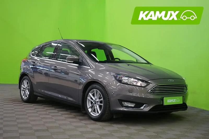 Käytetty Ford Focus Titanium 125 HP (91 kW) 2016 Sedan