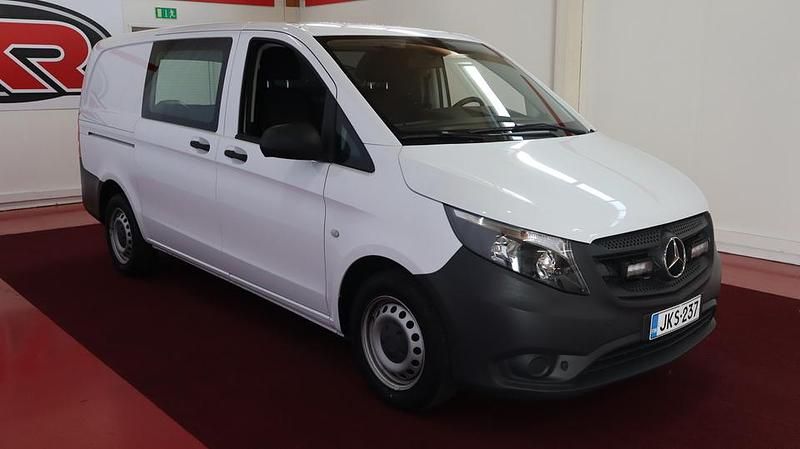 Käytetty Mercedes Vito Classic 88 HP (64 kW) 2018 Van