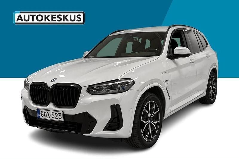 Valkoinen Käytetty 2022 BMW X3 M Sport Katumaasturi | 35 790 € (Perustarjous) - Kuva 1/3