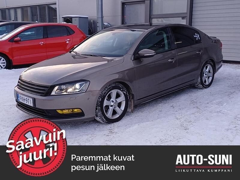 Käytetty VW Passat Highline 140 HP (102 kW) 2011 Sedan