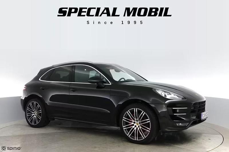 Käytetty Porsche Macan Turbo 400 HP (294 kW) 2014 Musta Katumaasturi