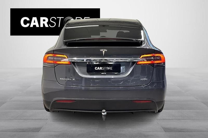 Käytetty Tesla Model X 2019 Katumaasturi