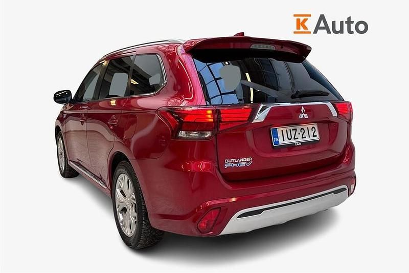 Käytetty Mitsubishi Outlander P-HEV Active 135 HP (99 kW) 2021 Punainen Katumaasturi