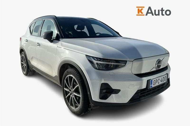 Käytetty Volvo XC40 Plus 169 kW (231 HP) 2023 Valkoinen Katumaasturi