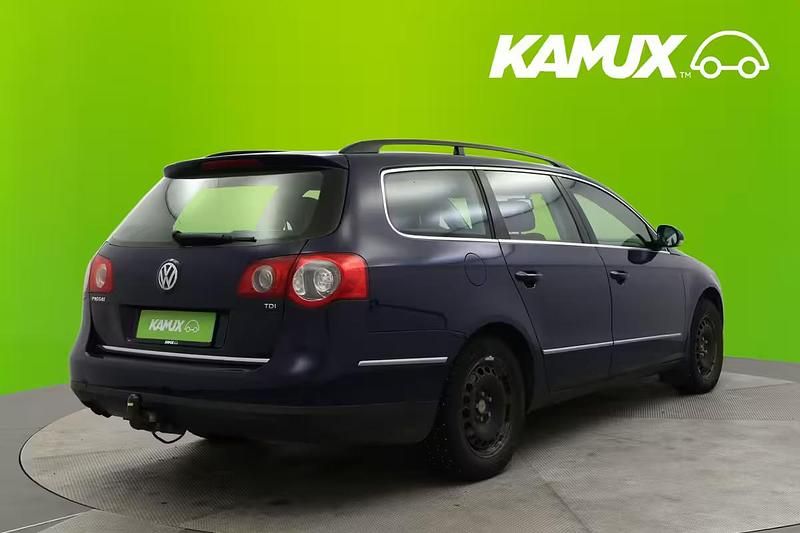Käytetty VW Passat Highline 140 HP (102 kW) 2006 Kaschmirbraun metallic Farmari