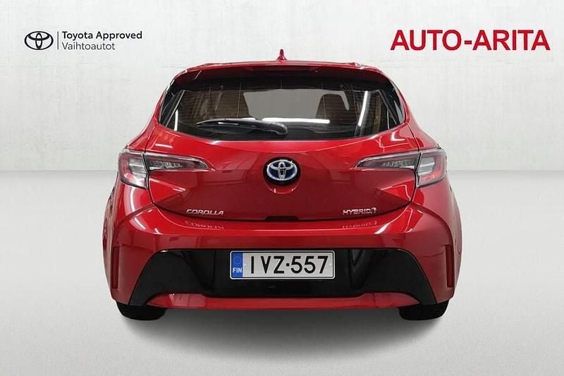 Käytetty Toyota Corolla Active 122 HP (89 kW) 2020 Punainen Viistoperä