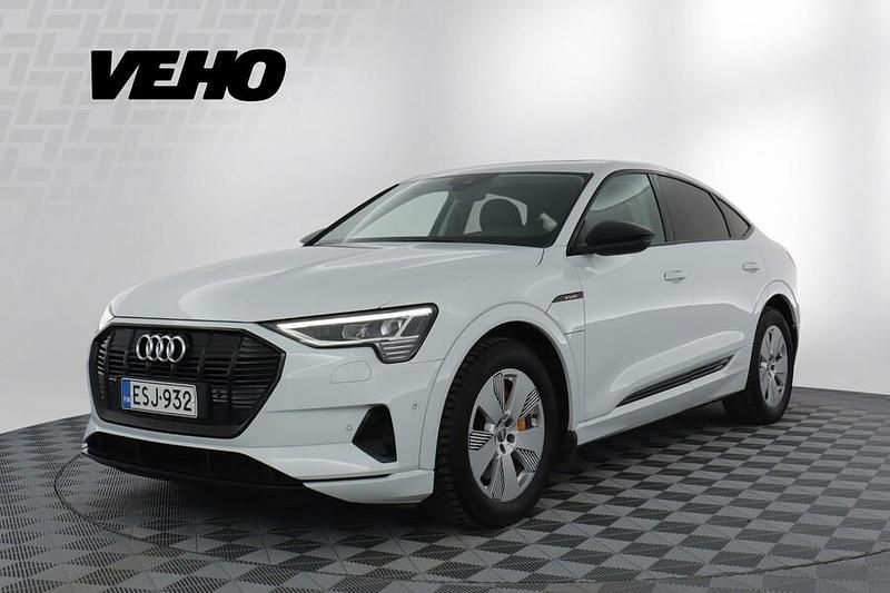 Käytetty Audi e-tron Sportback Advanced Plus 230 kW (313 HP) 2020 Valkoinen Katumaasturi