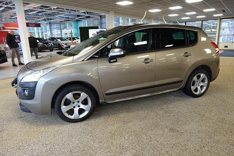 Harmaa Käytetty 2011 Peugeot 3008 Allure Viistoperä | 4 990 € (Perustarjous) - Kuva 1/4