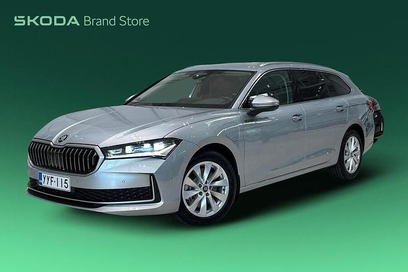 Käytetty 2025 Skoda Superb Style Farmari | 43 900 € - Kuva 1/4