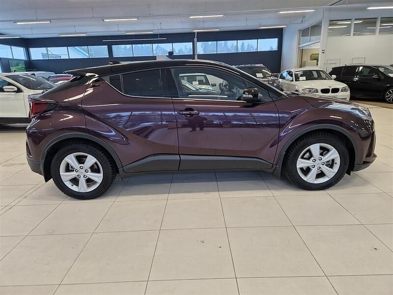 Käytetty Toyota C-HR 184 HP (135 kW) 2023 Violetti Katumaasturi