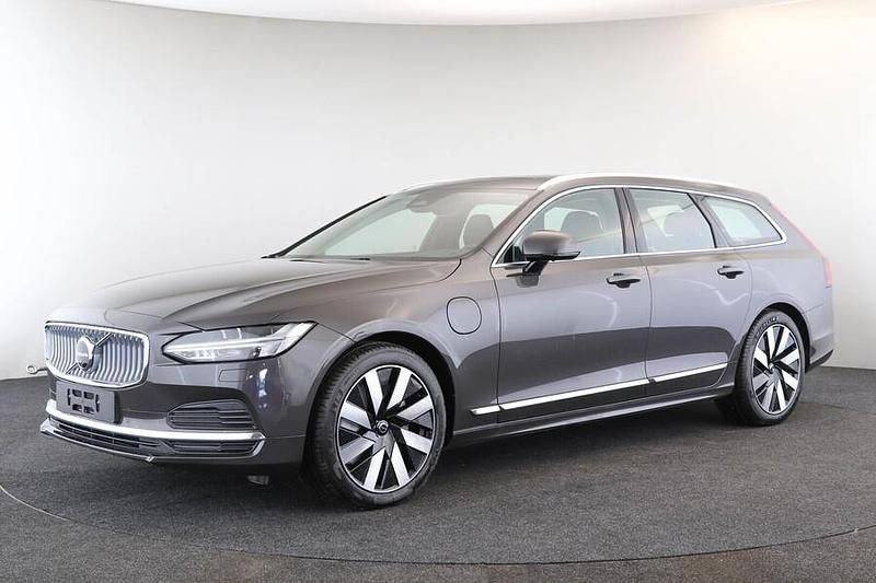 Uusi 2025 Volvo V90 Performance Farmari | 66 900 € - Kuva 1/4