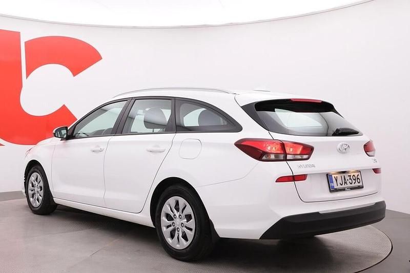 Käytetty Hyundai i30 140 HP (102 kW) 2018 Valkoinen Farmari