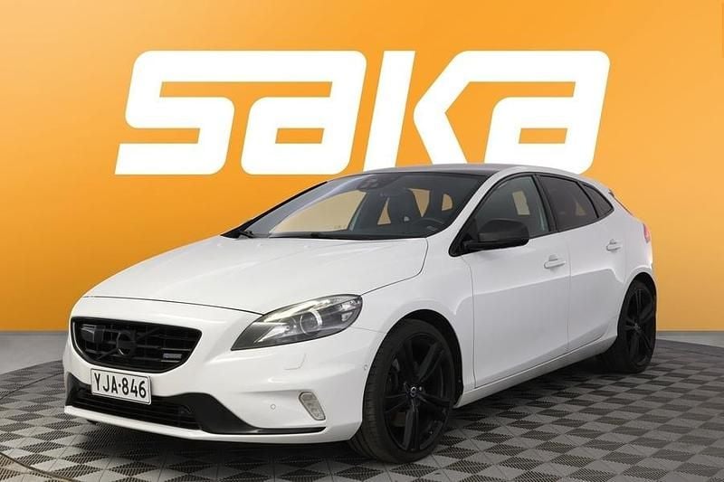 Käytetty Volvo V40 R-Design 245 HP (180 kW) 2016 Viistoperä
