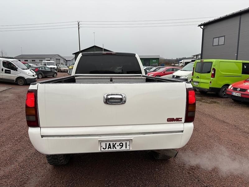 Käytetty GMC Sierra 2001 Nouto