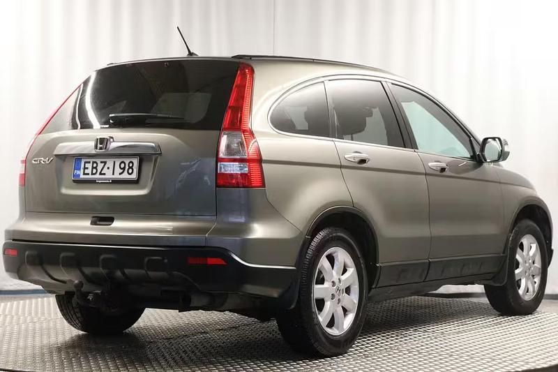 Käytetty Honda CR-V Elegance Plus 150 HP (110 kW) 2009 Katumaasturi