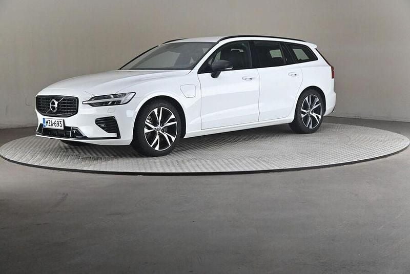 Käytetty 2021 Volvo V60 R-Design Farmari | 30 500 € (Perustarjous) - Kuva 1/4
