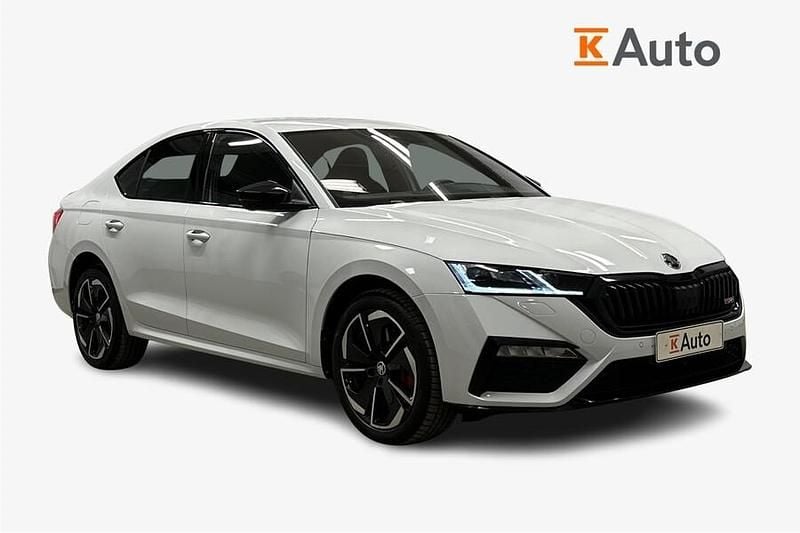 Käytetty Skoda Octavia RS 150 HP (110 kW) 2024 Sedan