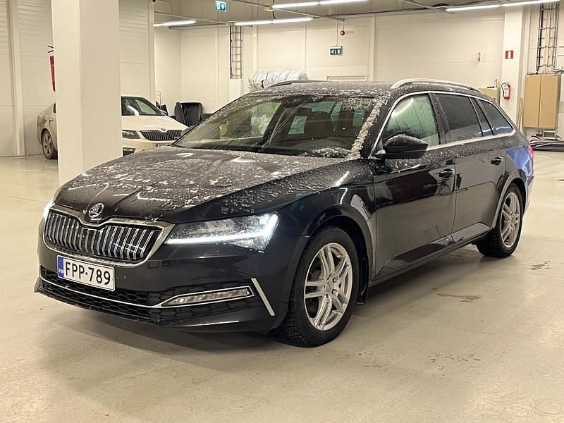 Käytetty 2021 Skoda Superb Style Farmari | 23 790 € (Perustarjous) - Kuva 1/4