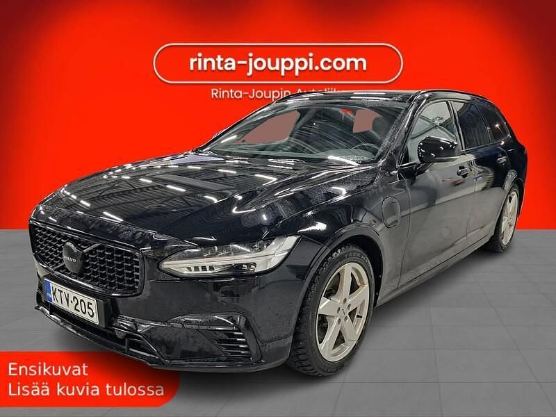 Musta Käytetty 2021 Volvo V90 Business Edition Farmari | 27 900 € (Perustarjous) - Kuva 1/1