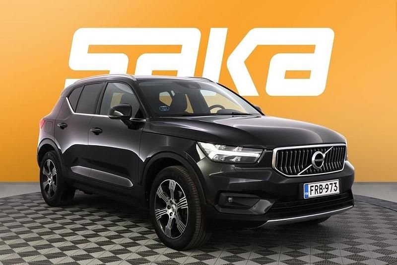 Käytetty Volvo XC40 Business Edition 129 HP (94 kW) 2021 Katumaasturi