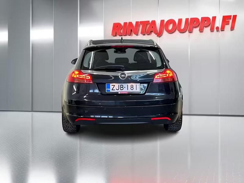 Käytetty Opel Insignia Edition 131 HP (96 kW) 2010 Farmari