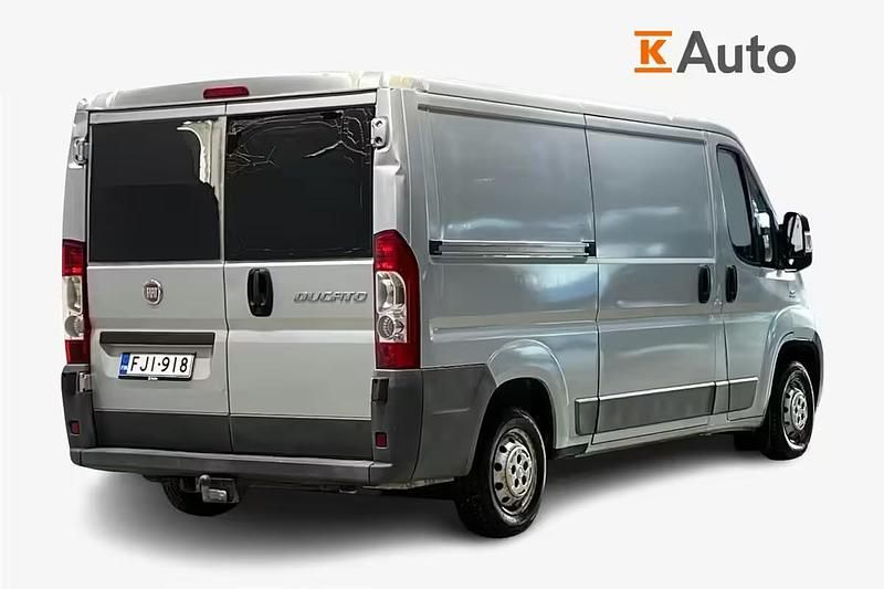 Käytetty Fiat Ducato 120 HP (88 kW) 2009 Harmaa Van