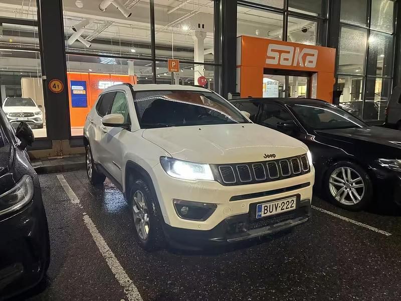 Käytetty 2018 Jeep Compass Limited Katumaasturi | 19 900 € - Kuva 1/4