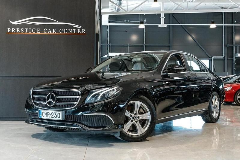 Käytetty 2019 Mercedes 220 Business Sedan | 18 890 € - Kuva 1/3