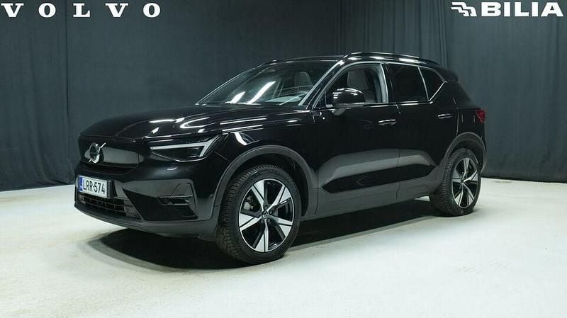 Käytetty Volvo XC40 Ultimate 300 kW (408 HP) 2023 Musta Katumaasturi