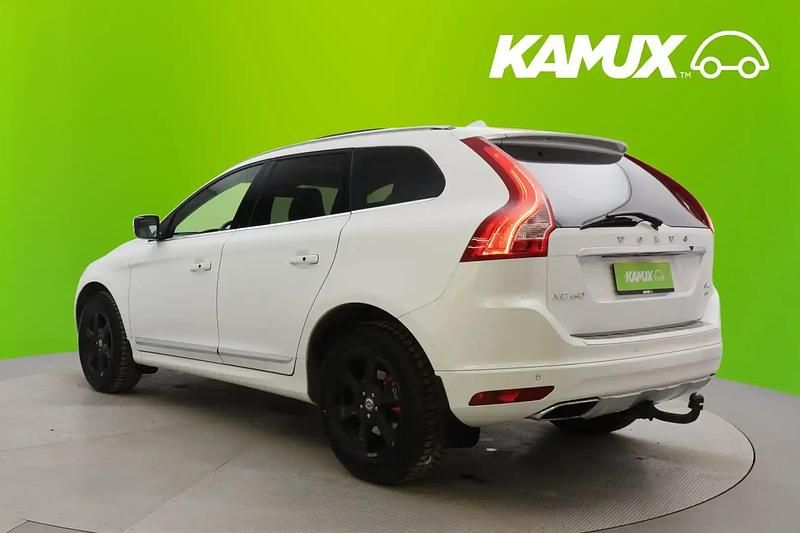 Käytetty Volvo XC60 Summum 181 HP (133 kW) 2014 Valkoinen Katumaasturi